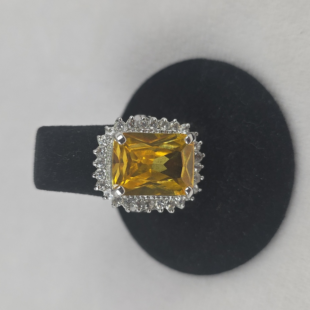 Sterling Silvet Plated Elegant Yellow Gemstone Silver Ring Size 7